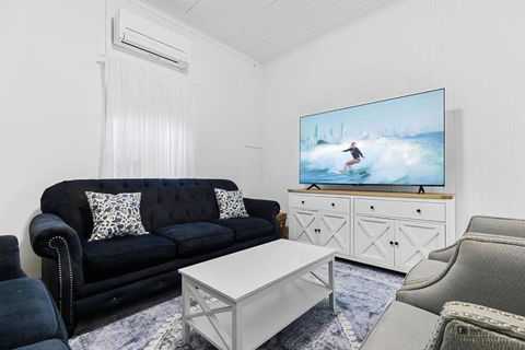 Sandown Beachside Cottage - Accommodation Cairns 1