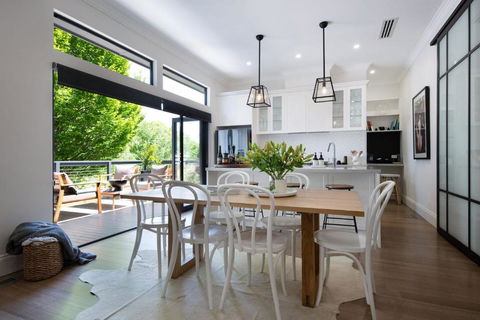 Sandringham - Accommodation Cairns 0