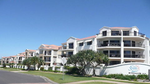 Sands 16, 20 - 22 Pacific Parade - Accommodation Cairns 0