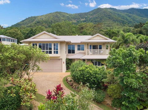 Santa Rita - Accommodation Cairns 3