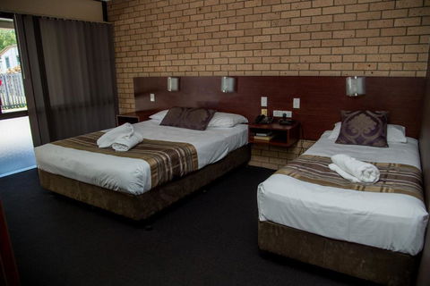 Sarina Motor Inn - Accommodation Cairns 2