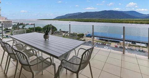 Seascape - Accommodation Cairns 1