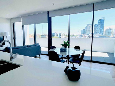 SPR Service Apartment Chatswood 2 Bedrooms 3 Beds - Accommodation Cairns 0