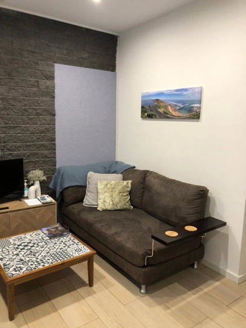 STUDIO RETREAT BY THE BEACH - Accommodation Cairns 0