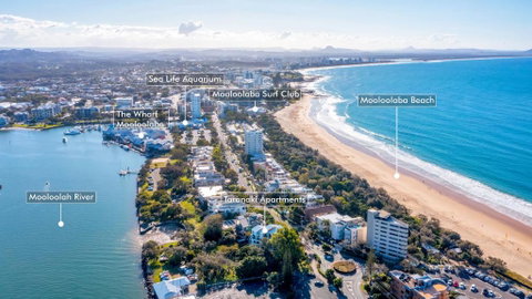 TARA5- UNWIND IN LUXURY - Accommodation Cairns 1