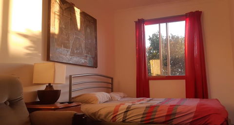 Beachside Backpackers - Accommodation Cairns 2