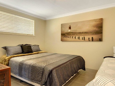 Beachside Getaway - 150m To Beach - Accommodation Cairns 2