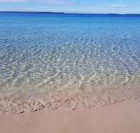 Beachside Husky Waterfront Cabin - Accommodation Cairns