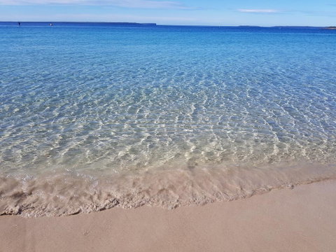 Beachside Husky Waterfront Cabin - Accommodation Cairns 0