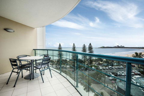 Beachside Mooloolaba Apartment With A View! - Accommodation Cairns 0