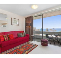 Beachside Paradise - Ocean Views Central Position - Accommodation Cairns
