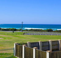 Beachside Retreat - Accommodation Cairns