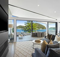 Beauty on Booker Bay - Accommodation Cairns