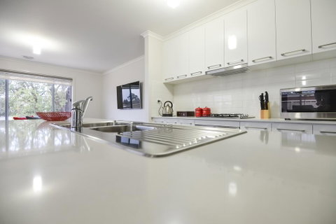 Beischer Apt B - Accommodation Cairns 0