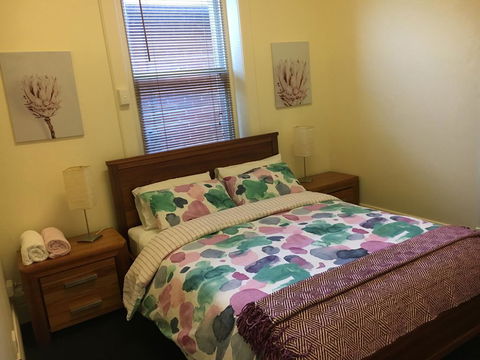 BELMONT 11 Bedroom Home In The Heart Of Victor Harbor - Accommodation Cairns 3