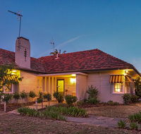 Benson House  Benson Lodge - Accommodation Cairns