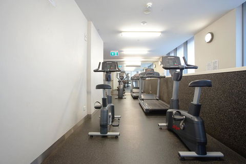 BHB Explore CBD Doorsteps #Free Carpark, Wine, Wifi - Accommodation Cairns 2