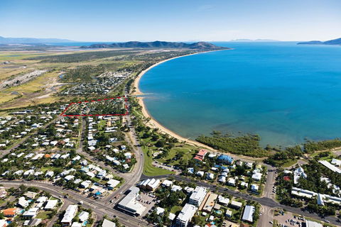 BIG4 Rowes Bay Beachfront Holiday Park - Accommodation Cairns 0