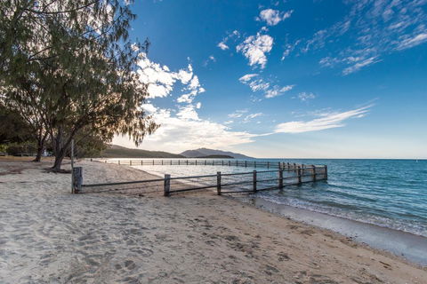 Birdsong House- Dingo Beach - Accommodation Cairns 0