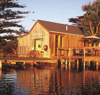 Boathouse - Birks River Retreat - Accommodation Cairns