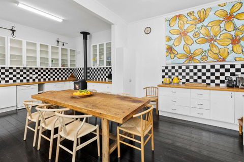 WARATAH At Queenscliff - Accommodation Cairns 3