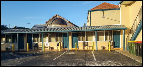 Windsor Motel - Accommodation Cairns 0
