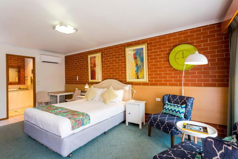 Yackandandah Central - Accommodation Cairns 0