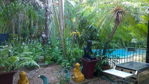 Palmerston Sunset Retreat - Accommodation Cairns 0