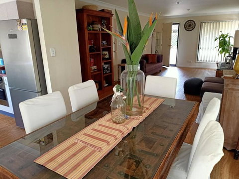 Tingalpa Townhouse Treat - Accommodation Cairns 3