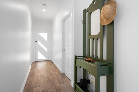 Your Ideal Escape On Hinemoa Street - Accommodation Cairns 2