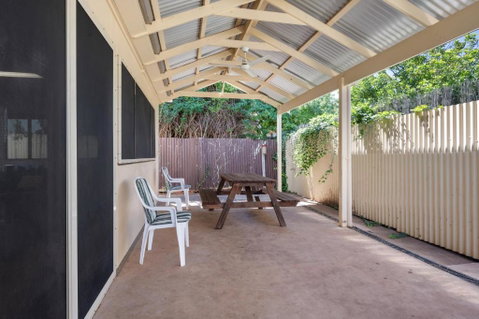 Your Ideal Escape On Hinemoa Street - Accommodation Cairns 3