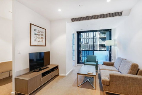 Your Own Oasis - Quiet One Bedroom Apt Near Crown - Accommodation Cairns 0