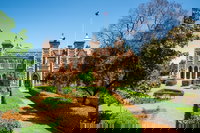 Perth Scavenger Hunt Perched On A Swan