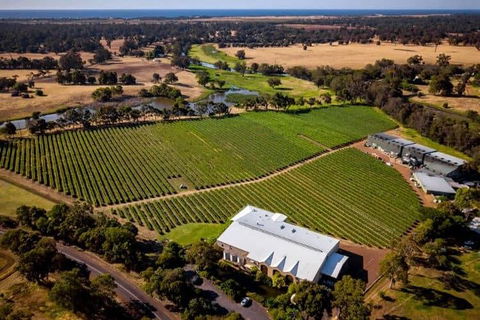 Busselton Jetty + Train Ride + Winery + Scenic Drive Full Day Tour - Accommodation Cairns 3