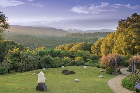 Byron Bay And Beyond Tour Including Cape Bryon Lighthouse Crystal Castle And Bangalow - Accommodation Cairns 5