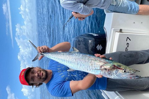 Full Day 9.5 Hour Offshore Fishing Charter - Accommodation Cairns 2