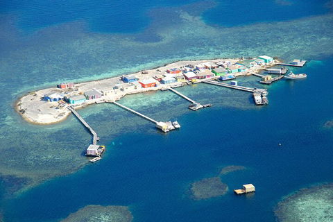 Abrolhos Islands Fixed-Wing Scenic Flight - Accommodation Cairns 3