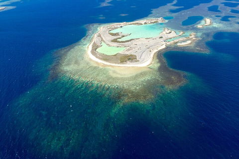 Abrolhos Islands Fixed-Wing Scenic Flight - Accommodation Cairns 4