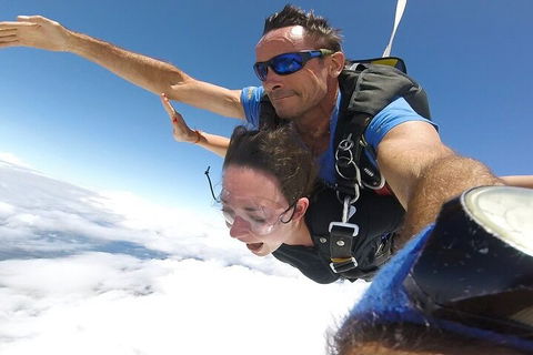 Reef And Rainforest Tandem Sky Dive In Cairns - Accommodation Cairns 4