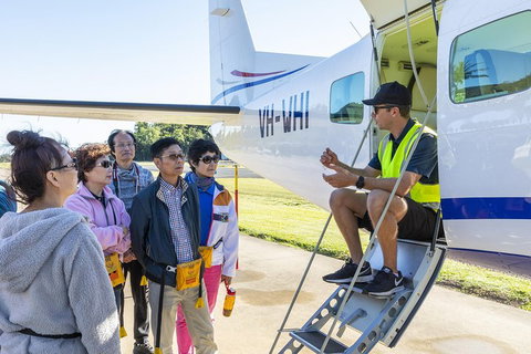 Scenic Flight - Great Barrier Reef, Heart Reef, Whitehaven Beach & Hill Inlet! - Accommodation Cairns 1