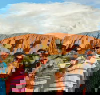 Ayers Rock Day Trip from Alice Springs Including Uluru Kata Tjuta and Sunset BBQ Dinner - Accommodation Cairns