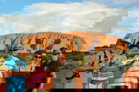 Ayers Rock Day Trip from Alice Springs Including Uluru Kata Tjuta and Sunset BBQ Dinner