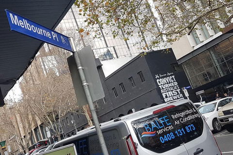 Live Like A Local: Explore Some Favourite Spots On A Playful Audio Walking Tour - Accommodation Cairns 2