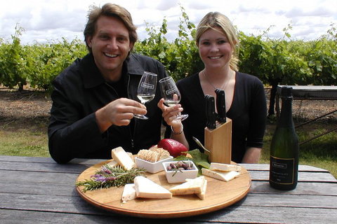 Swan Valley Tour From Perth: Wine, Beer And Chocolate Tastings - Accommodation Cairns 4